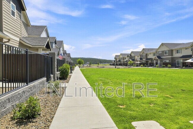 Building Photo - 12249 Curtis Ct