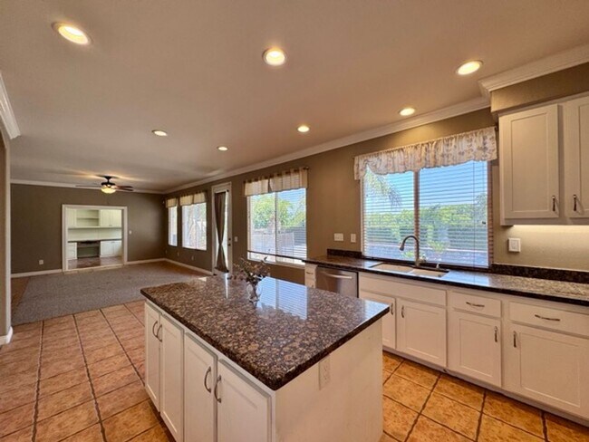 Building Photo - Beautiful Corona Pool Home with 4 bedroom ...