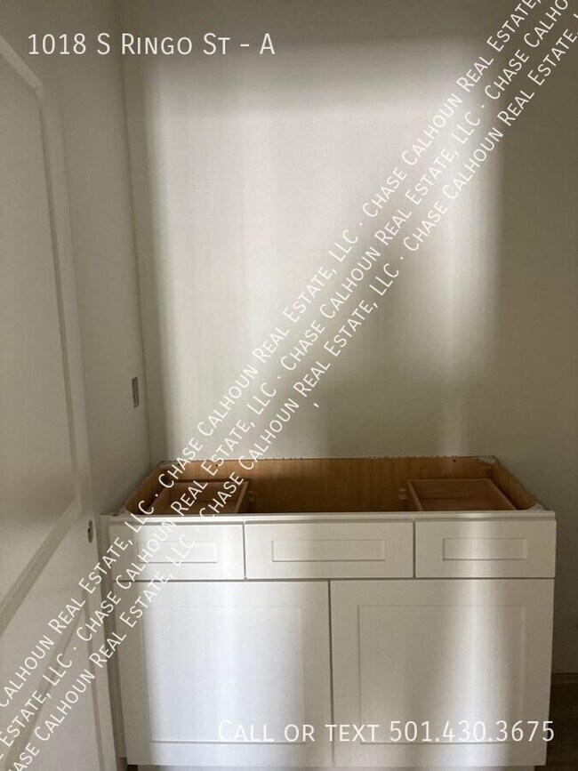 Building Photo - 1018 S Ringo St