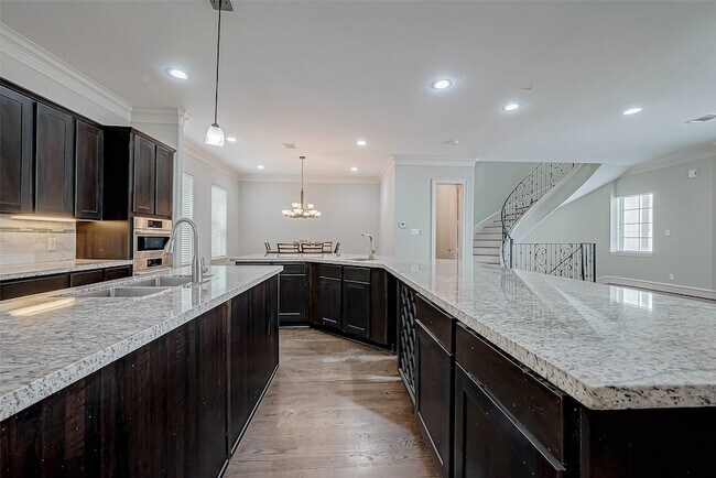 Building Photo - 5226 Kiam St