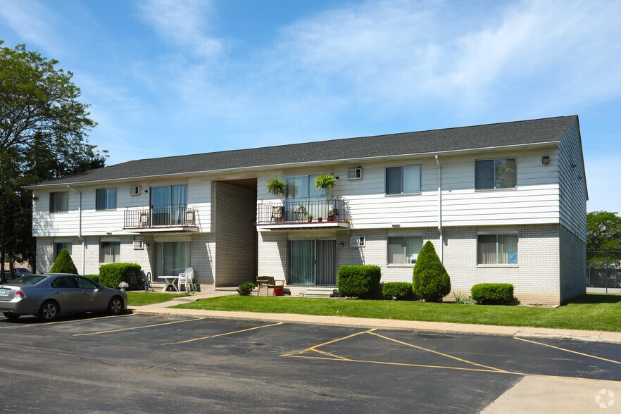 Bristol Hills Apartments 3372 Van Horn Rd Trenton MI 48183