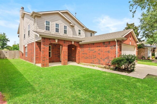 Building Photo - 3031 Lexington Lake Dr