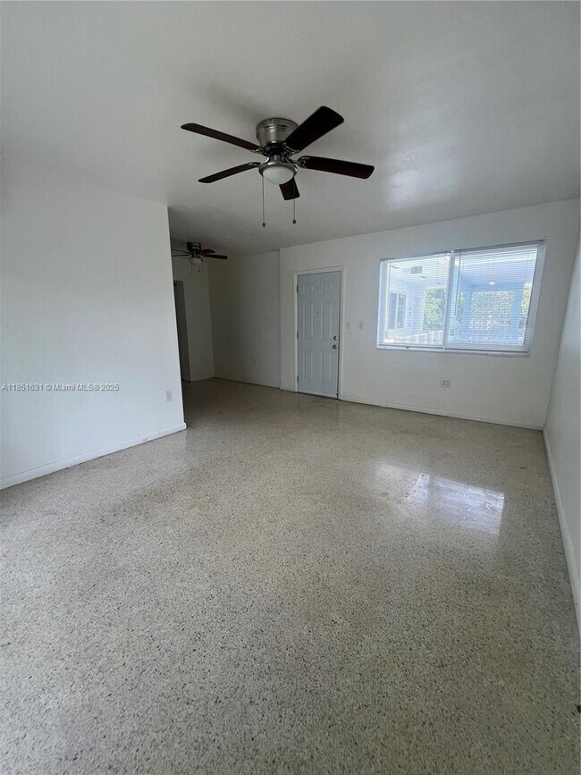 Building Photo - 501 NE 82nd Terrace