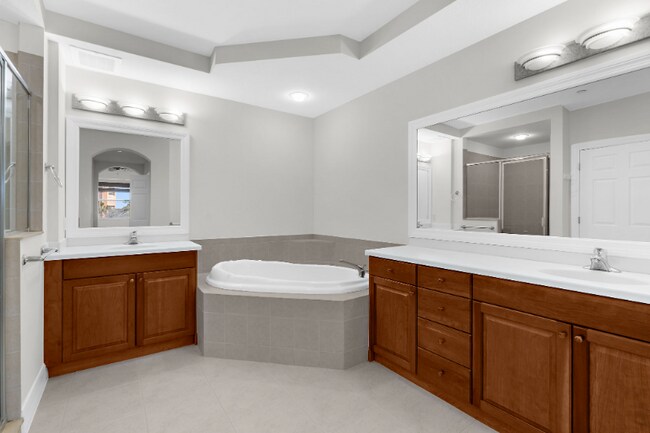 Building Photo - 1921 Monte Carlo Dr