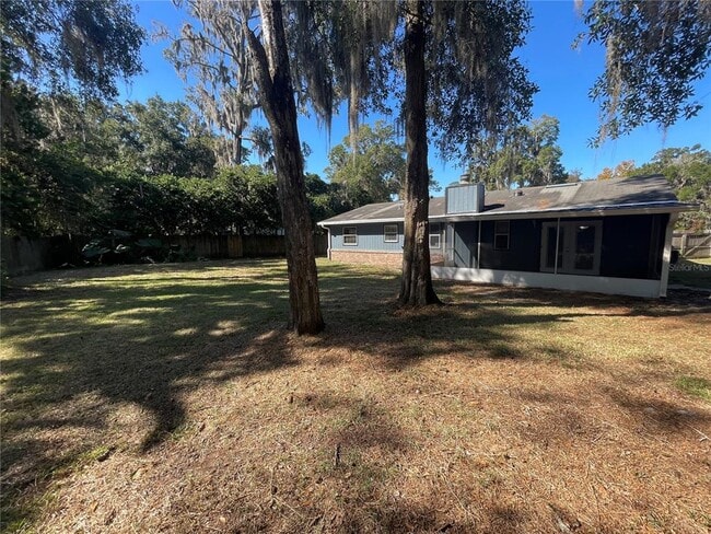 Building Photo - 5601 SW 75th Terrace