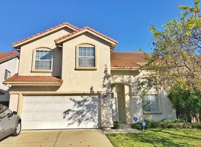 Building Photo - 24962 Plum Tree St