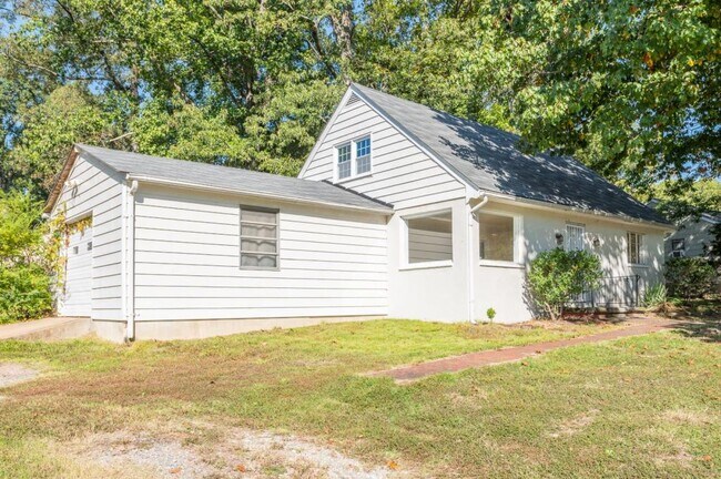 Building Photo - 300 Covington Road