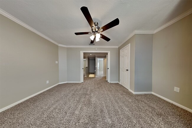 Building Photo - 19918 Black Cherry Bend Ct