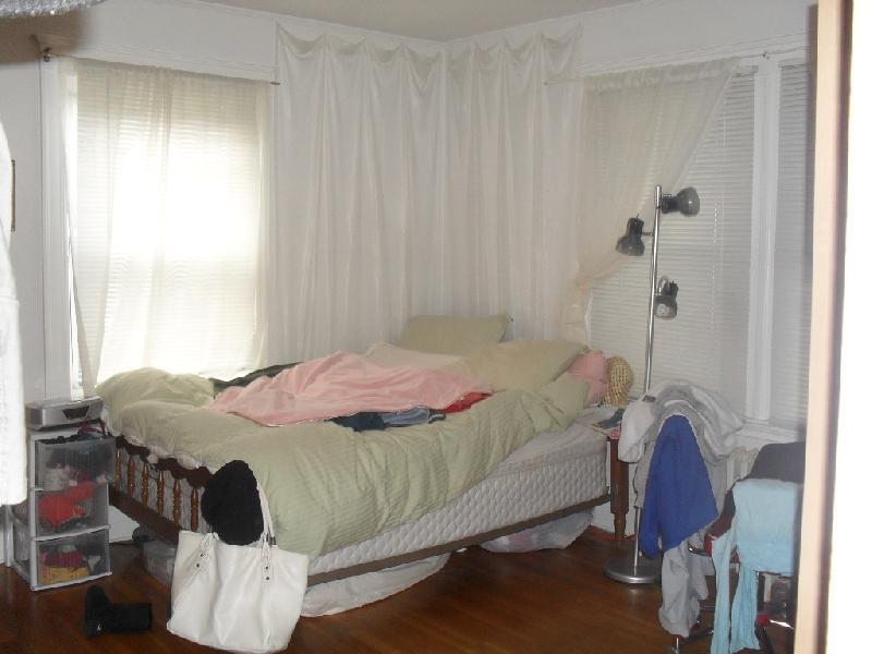 Building Photo - 14 Stockwell St