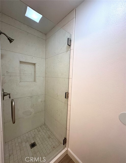 Building Photo - 90 Clearbrook