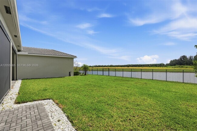 Building Photo - 4662 Estates Cir