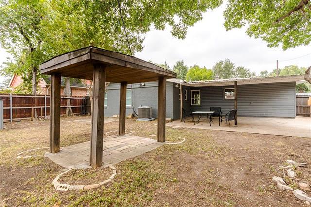 Building Photo - 10265 San Lorenzo Dr