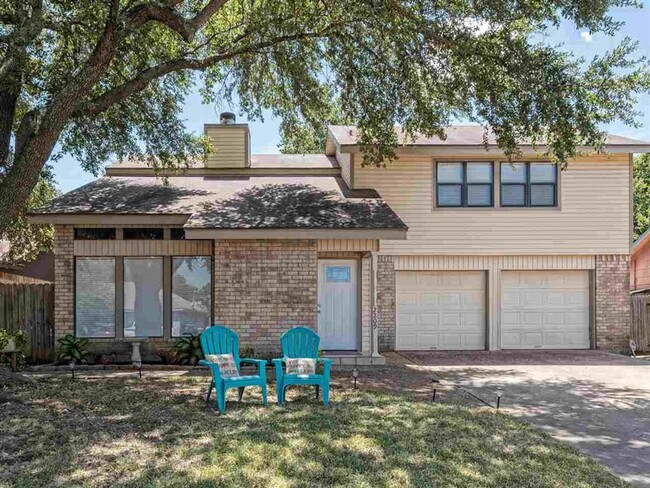 Primary Photo - 2209 Ramada