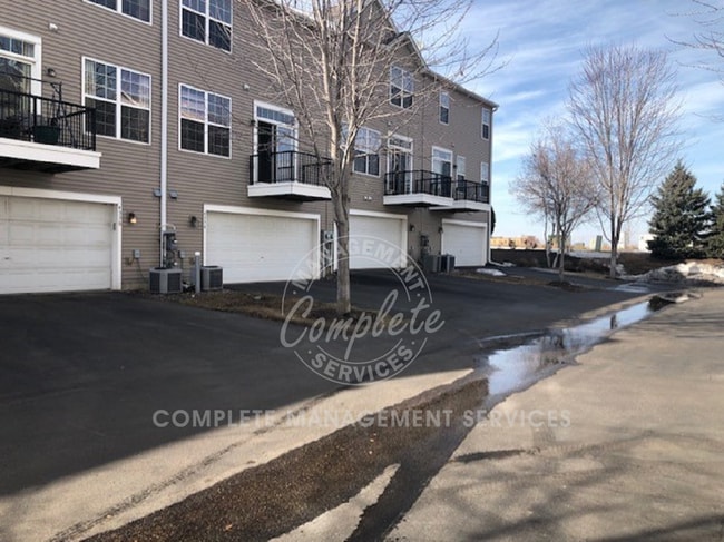 Primary Photo - 4334 Bulrush Blvd