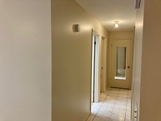 Building Photo - 6170 W Pinedale Cir