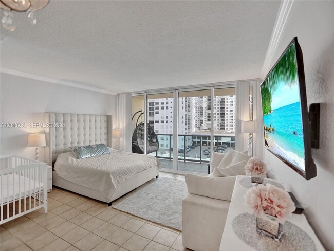 Building Photo - 2501 S Ocean Dr