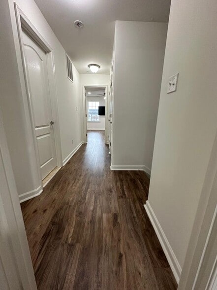 Building Photo - 7968 Quidditch Ln