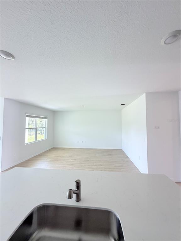 Building Photo - 3542 RODEN Rd