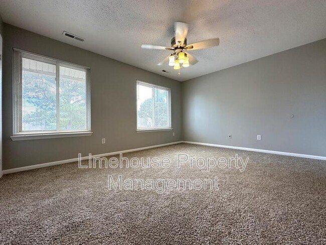 Building Photo - 3746 Chimney Creek Drive - 1