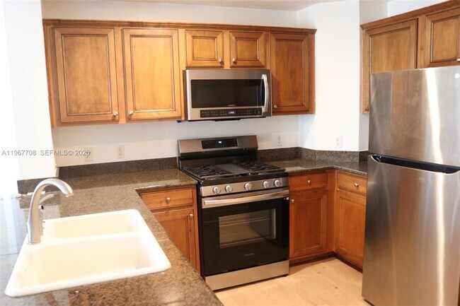 Building Photo - 7615 Heritage Crossing Way