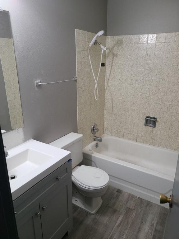 Building Photo - 1115 13th St