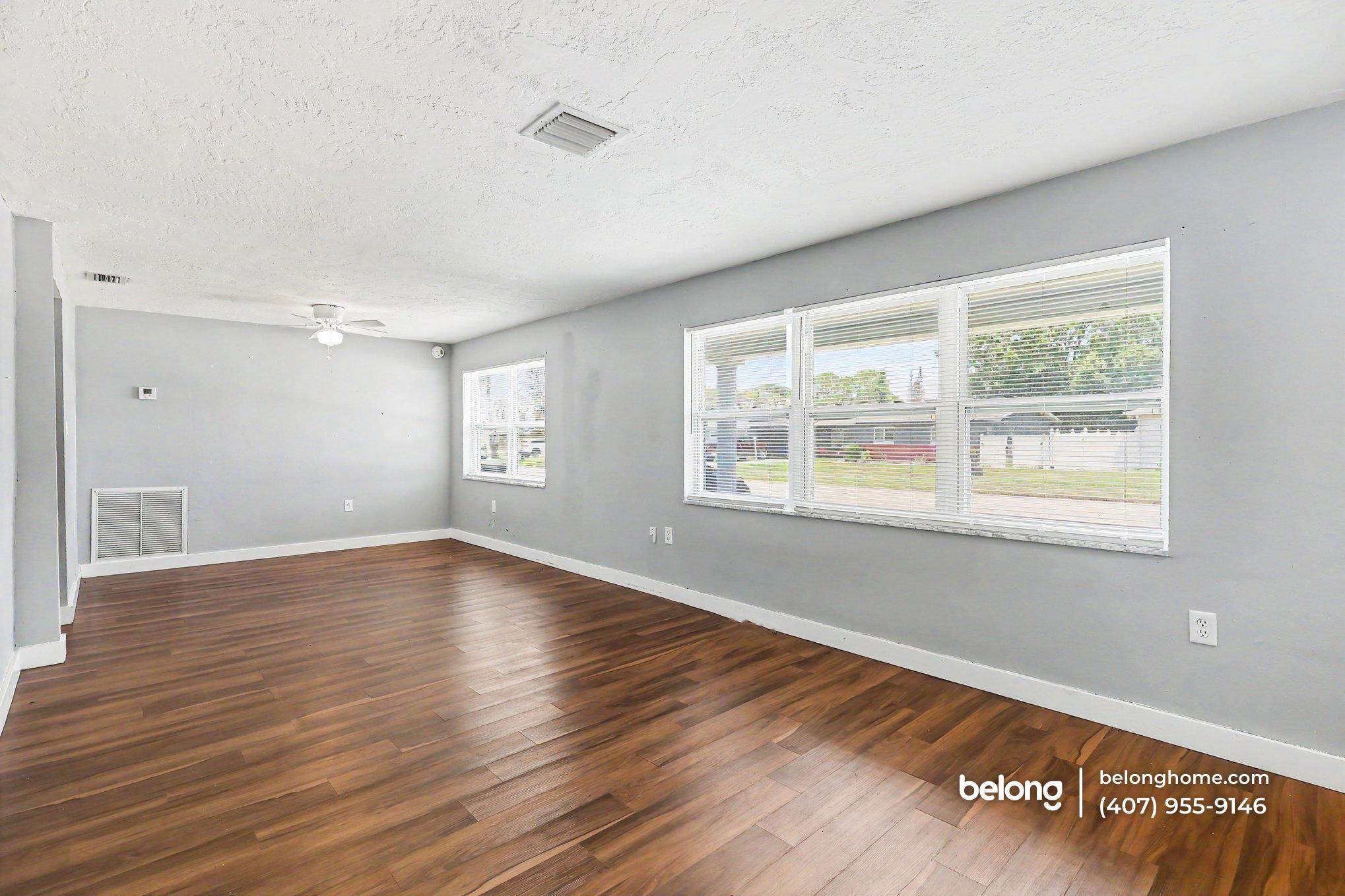 Building Photo - 1147 Manatee Dr