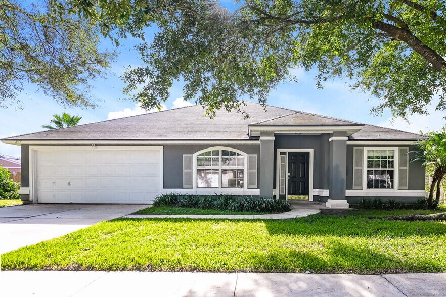 Primary Photo - 14027 Crestwick Dr W