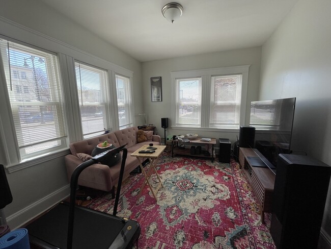 Primary Photo - 249 Hyde Park Ave