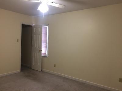 Building Photo - 9134 Fox Hill Race Ct