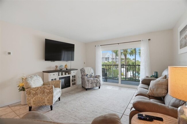 Building Photo - 5557 Sea Forest Dr