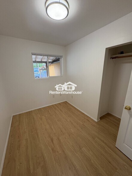 Building Photo - 1654 SW 114th St