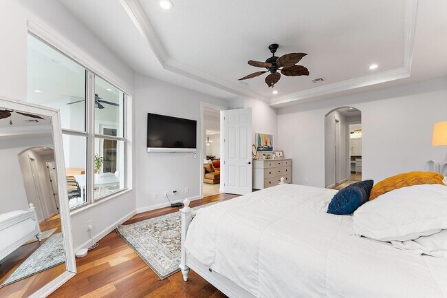 Building Photo - 236 Carina Dr