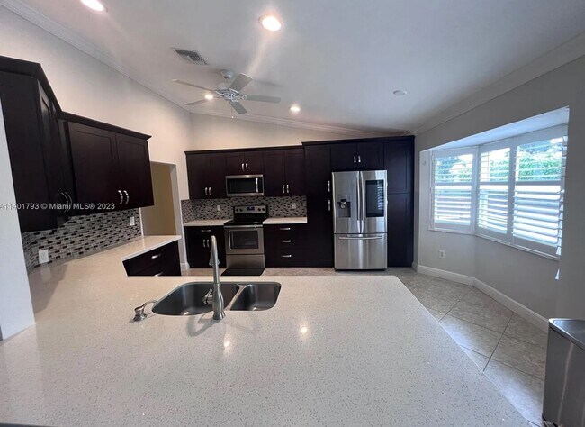 Building Photo - 1464 SW 97th Way