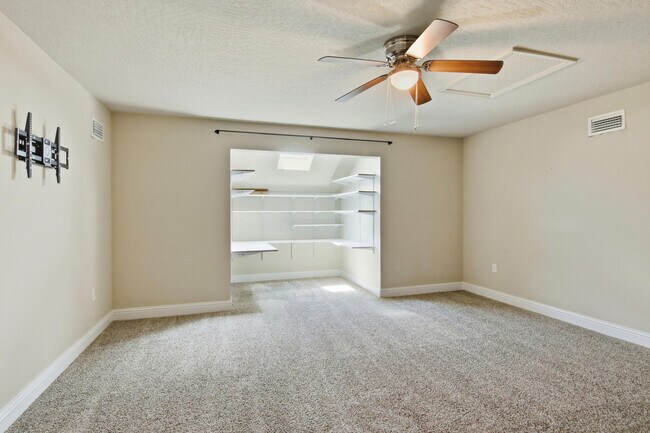 Building Photo - 2892 Chancery Ln