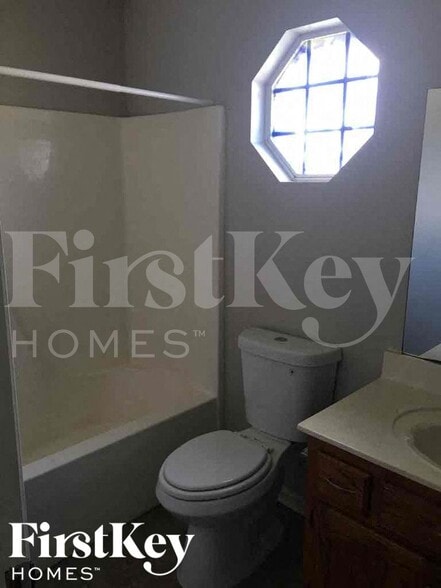 Building Photo - 1665 Central Trails Dr