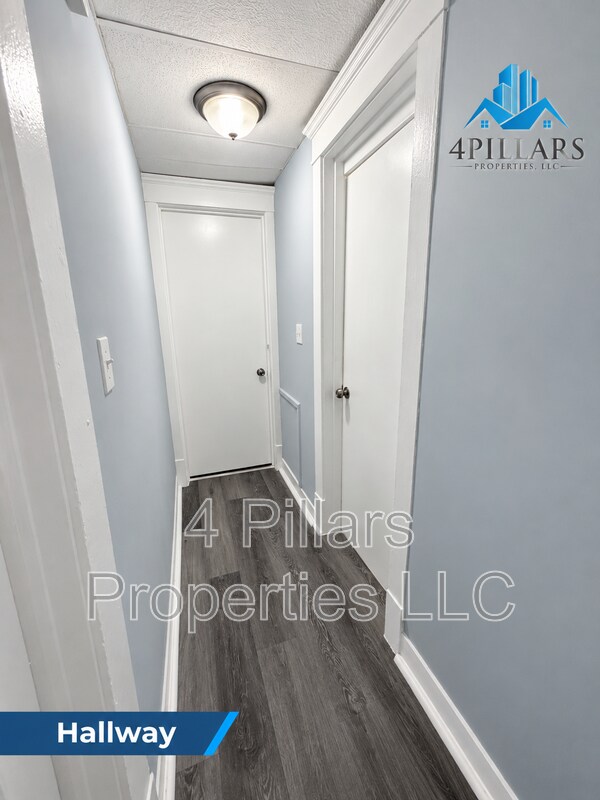 Building Photo - 544 Pennsylvania St