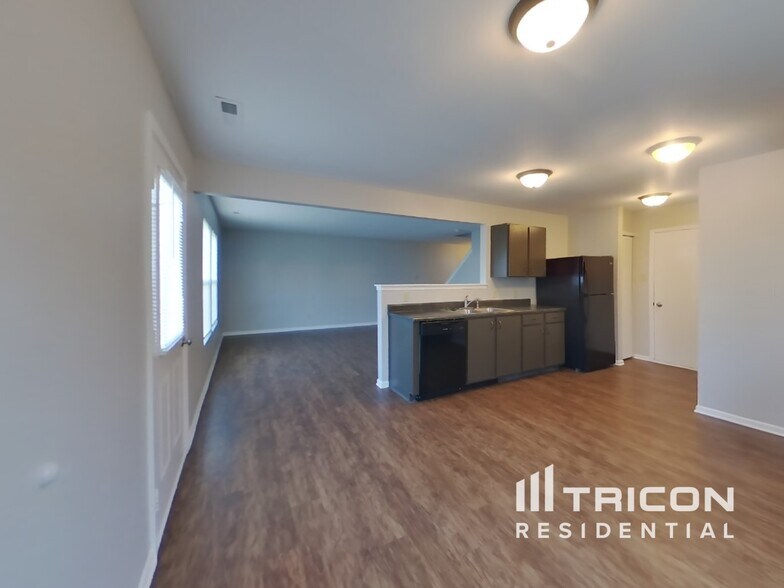 Building Photo - 4122 Apple Creek Dr
