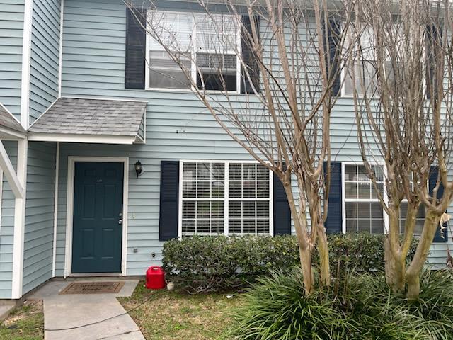 Building Photo - 694 Timberwood Cir E