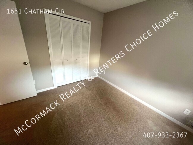 Building Photo - 1651 Chatham Cir