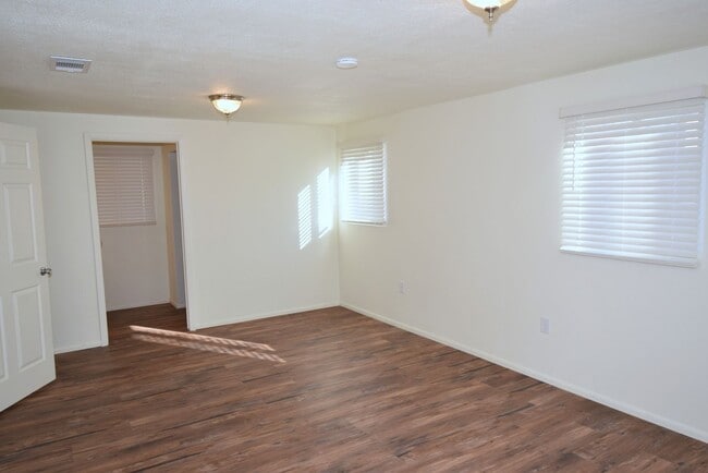 Building Photo - Renovation Complete!