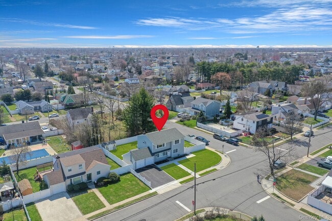 Building Photo - 456 15th St