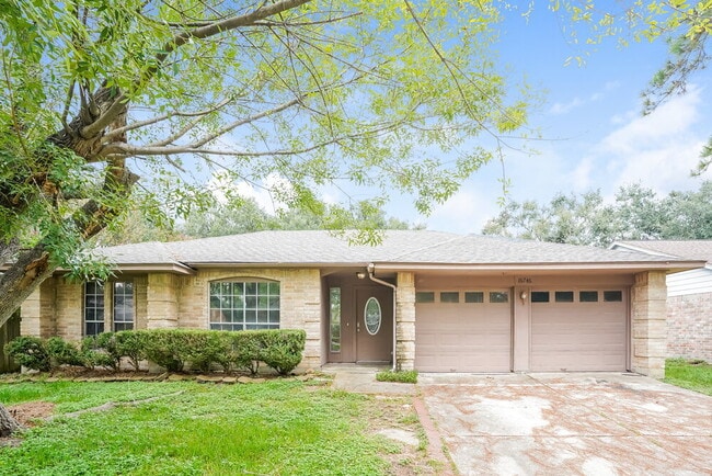 Building Photo - 16746 Summer Dawn Ln