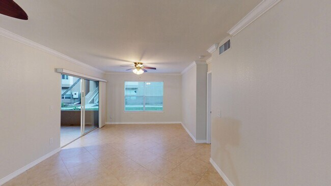Building Photo - 2Bd/ 2Ba Condo in Premier Delray Beach Location **Optional Private Storage Garage**
