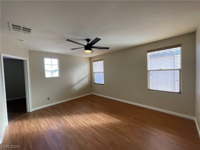 Building Photo - 2435 Ember Mist Ct