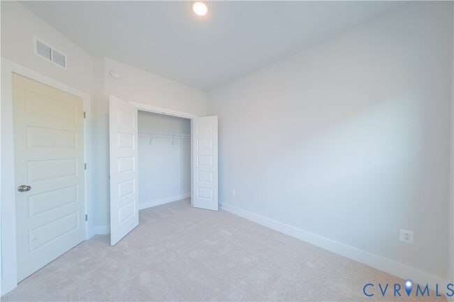 Building Photo - 10177 Blue Wing Ln