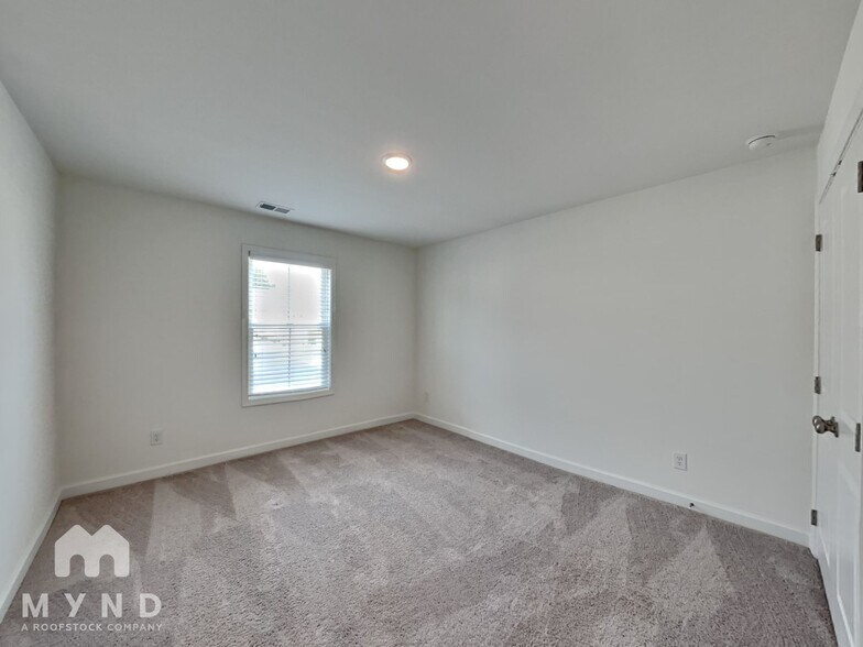 Building Photo - 1911 Allagash Ln