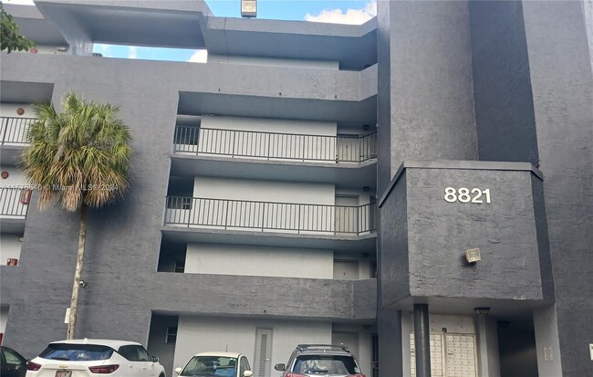 Primary Photo - 8821 W Flagler St