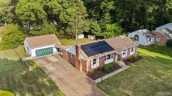 3 bedroom ranch house with detached 2 car garage - 2317 Francine Rd