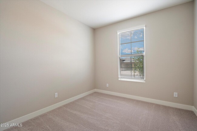 Building Photo - 32017 N 117th Dr