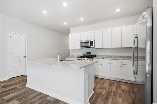 Building Photo - 1121 Tibetan St